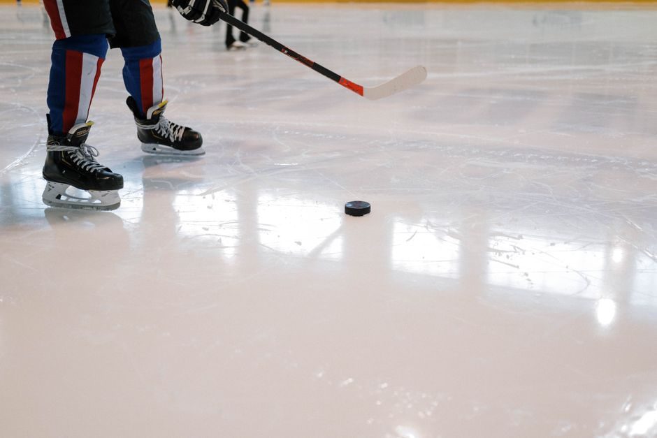 Skate coach demonstrating edge and speed control