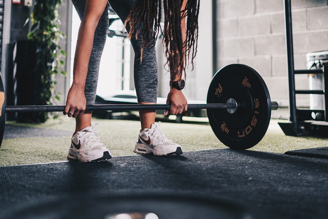5 Compound Lifts Every Beginner Should Master