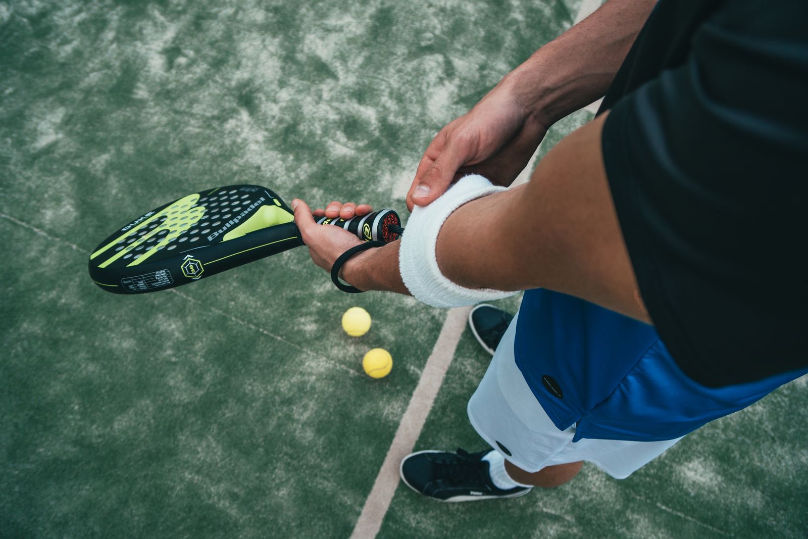 Padel action