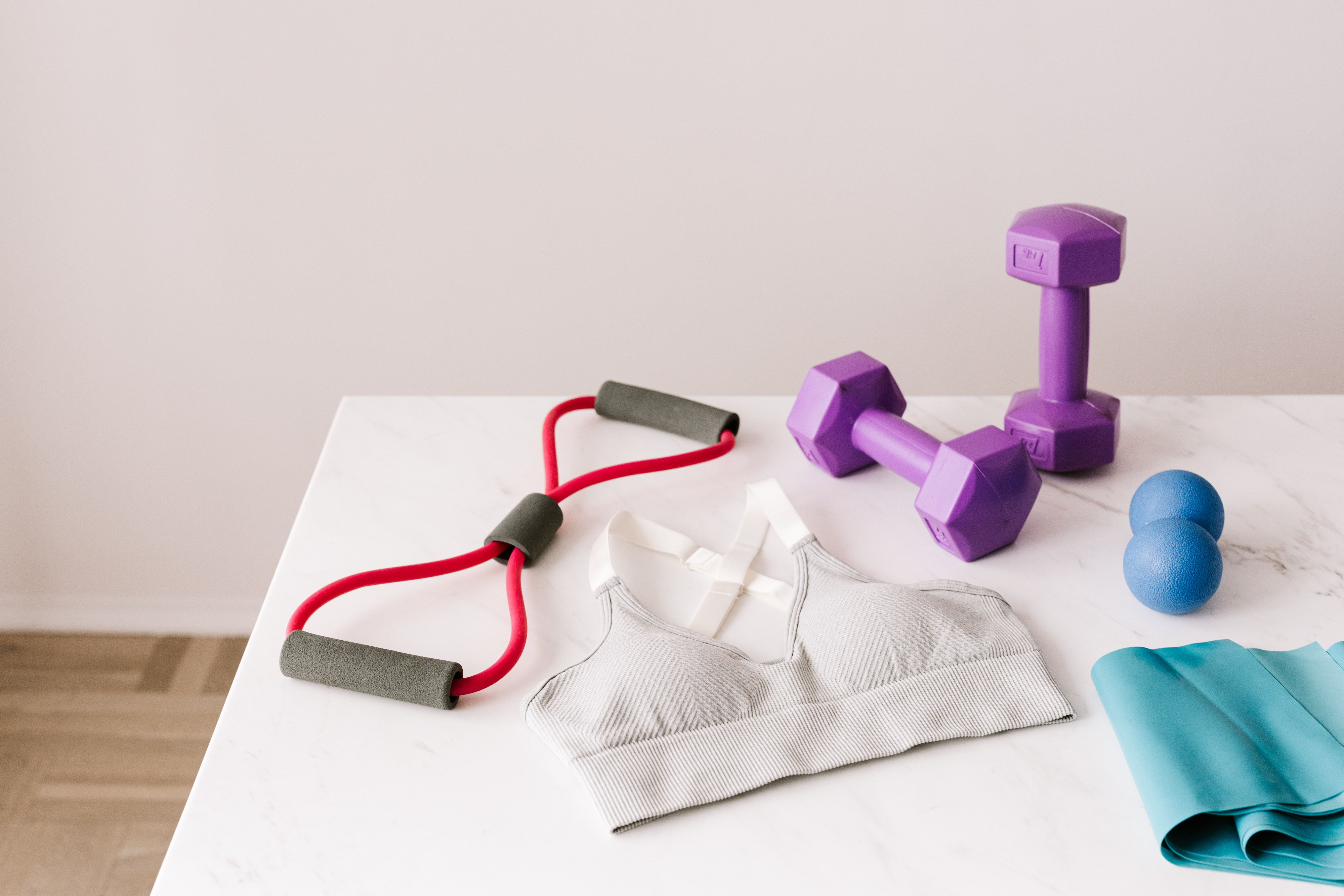 Fitness equipment and training accessories 9