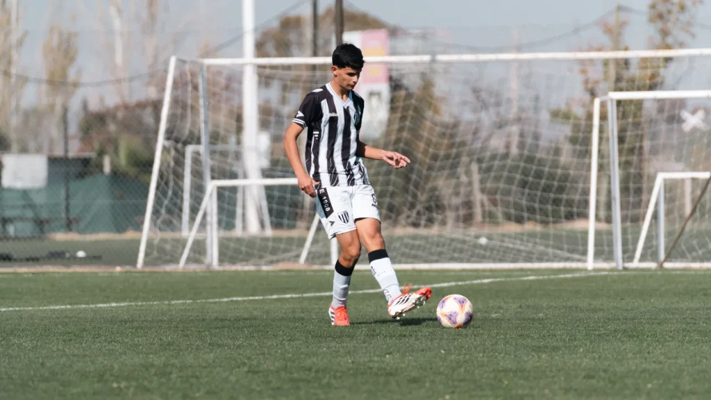 Football training image for Jordan Lee