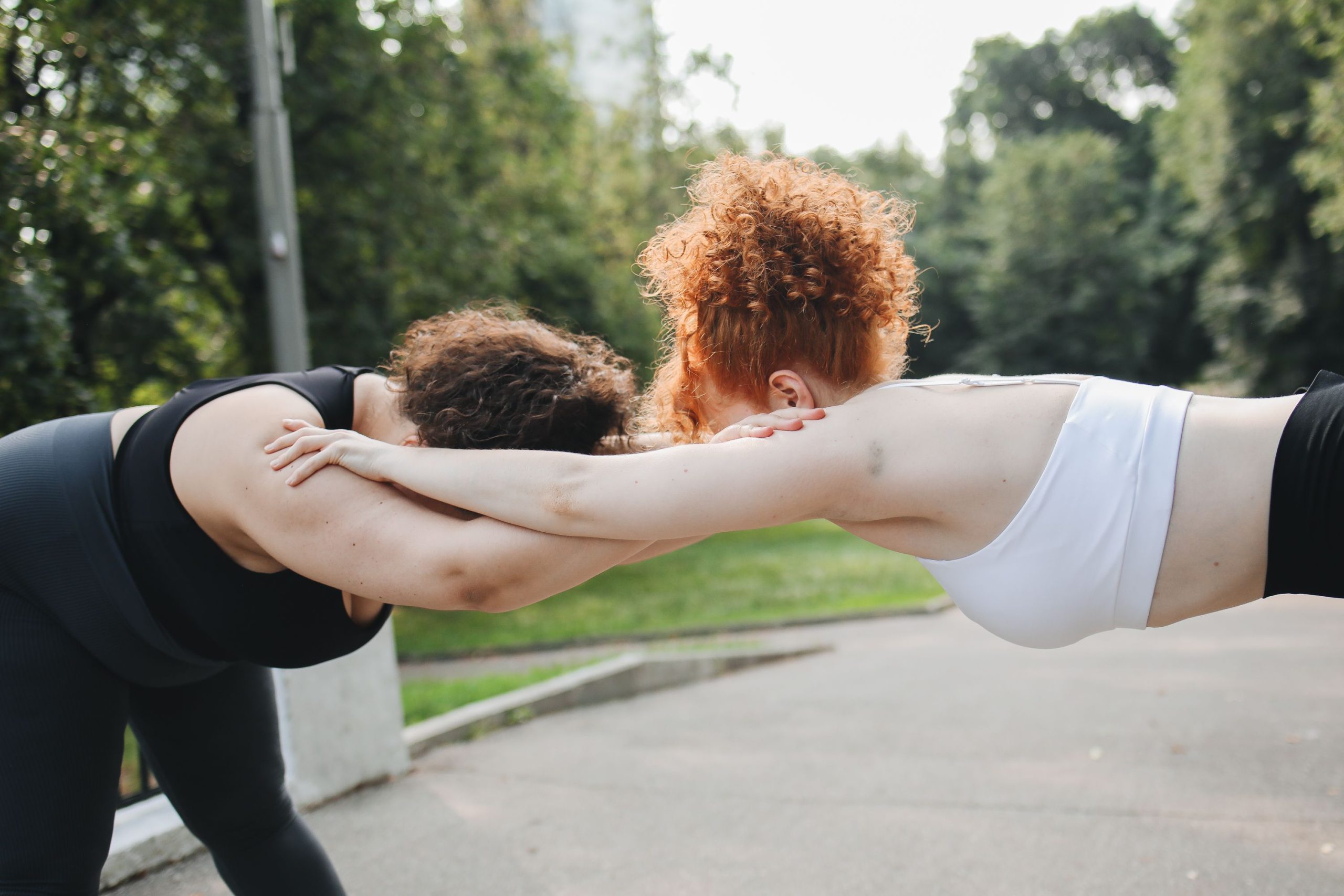 Outdoor bootcamp group fitness training 10