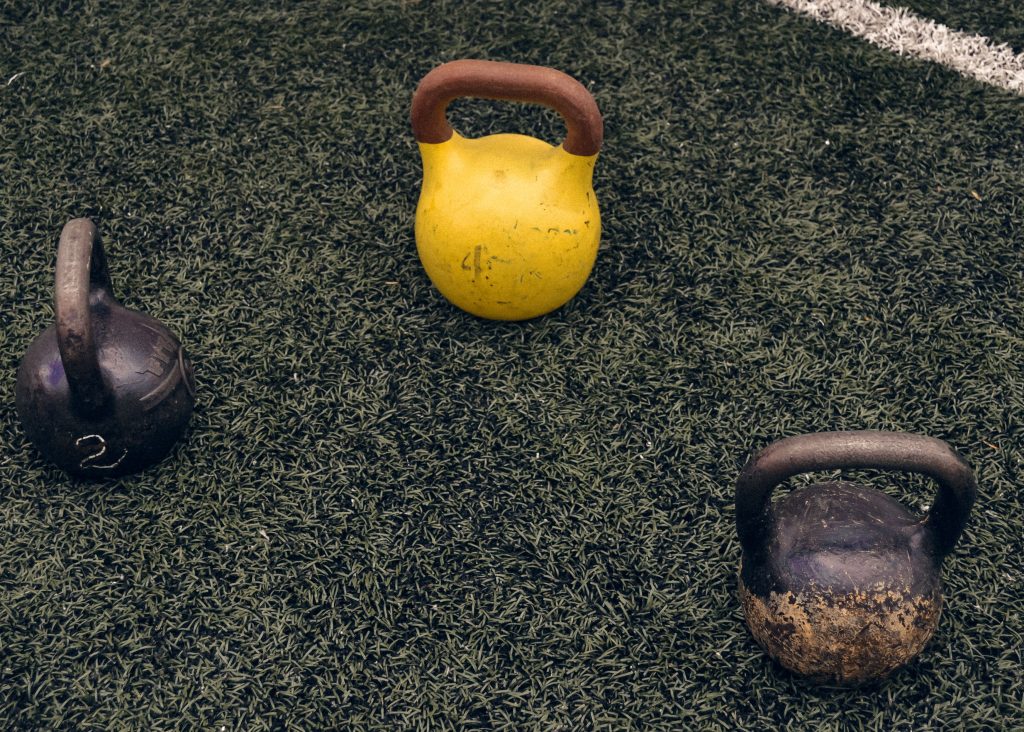 Outdoor bootcamp group fitness training 8