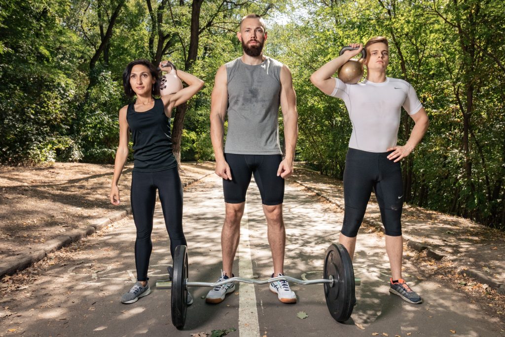 Outdoor bootcamp group fitness training 9