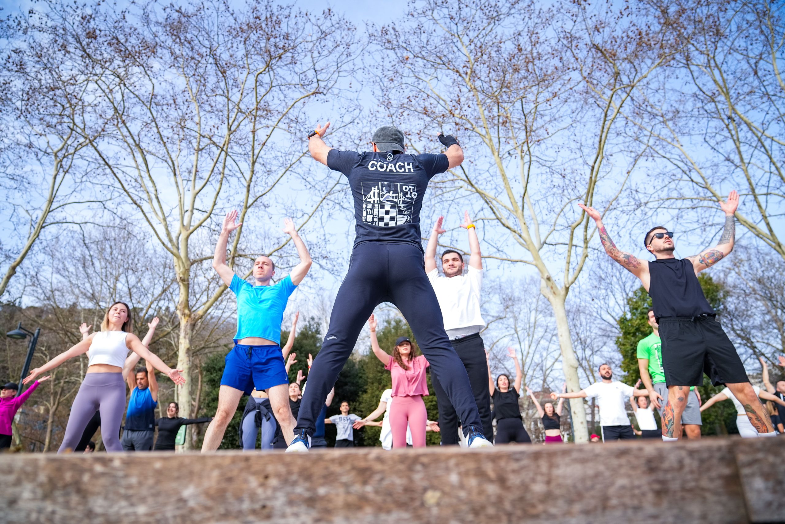 Outdoor bootcamp group fitness training 10
