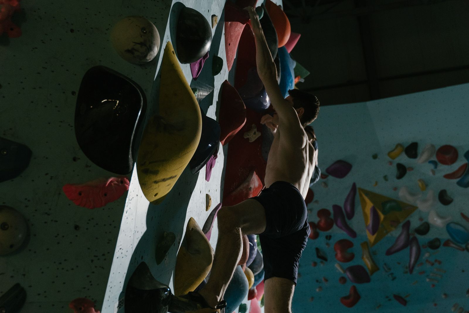 Video can reveal positions that are hard to feel during the attempt