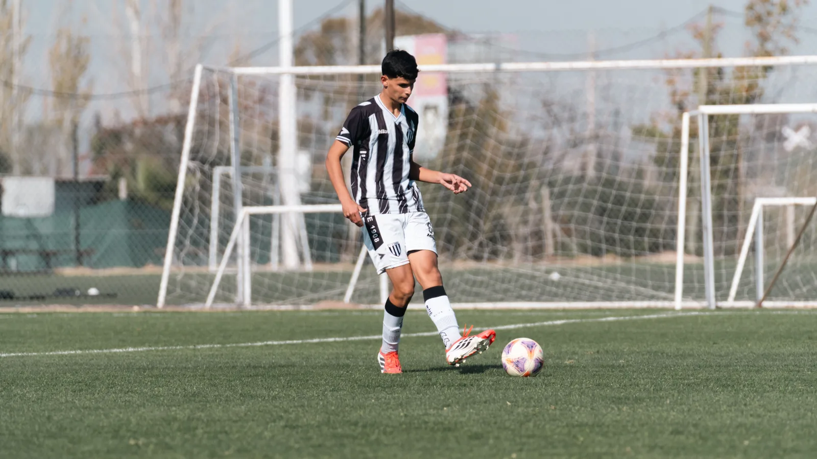Football training image for Jordan Lee