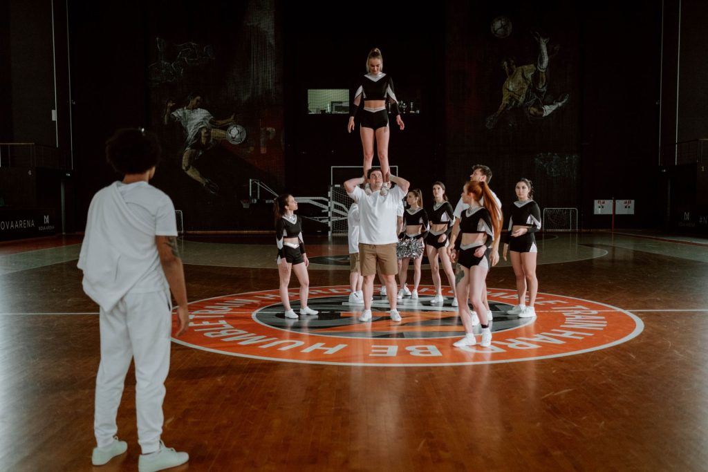 Cheer & Tumbling Gym – cheerleading stunt