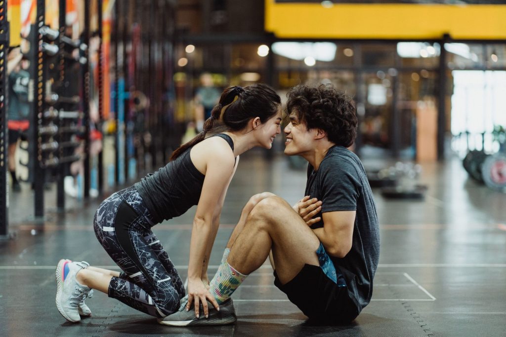 Couples & Partner Training Gym – couple workout together gym