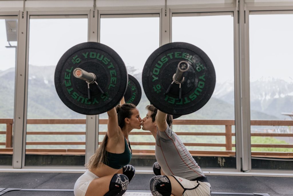Couples & Partner Training Gym – couple workout together gym