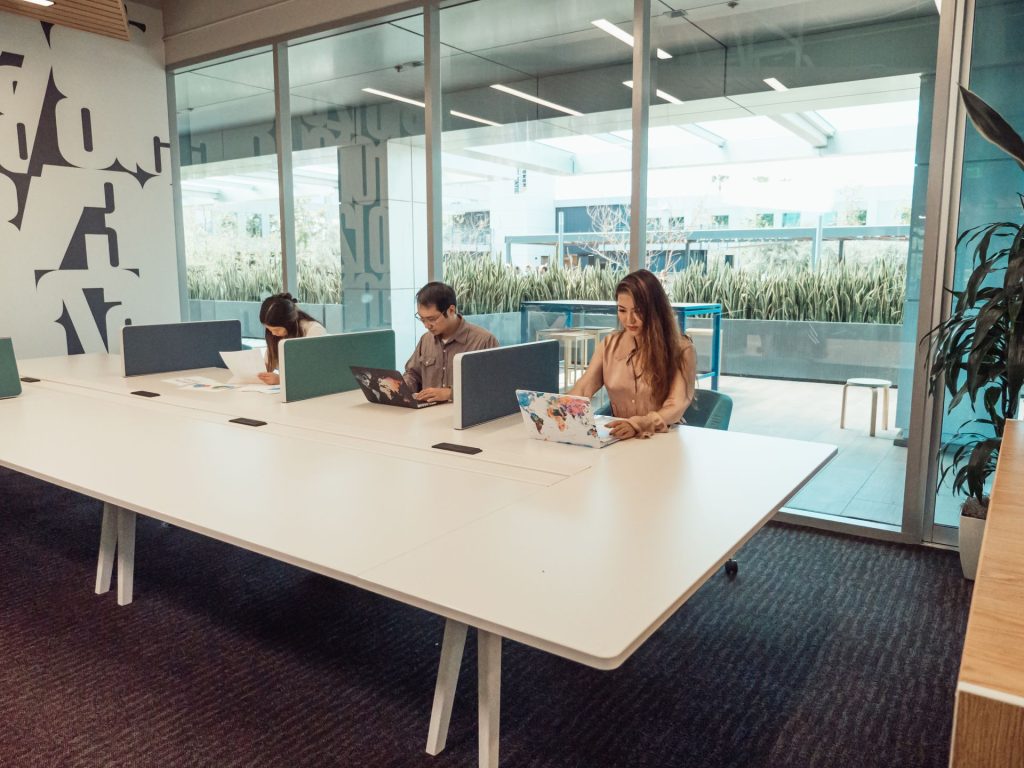 Co-working Gym – coworking space laptop