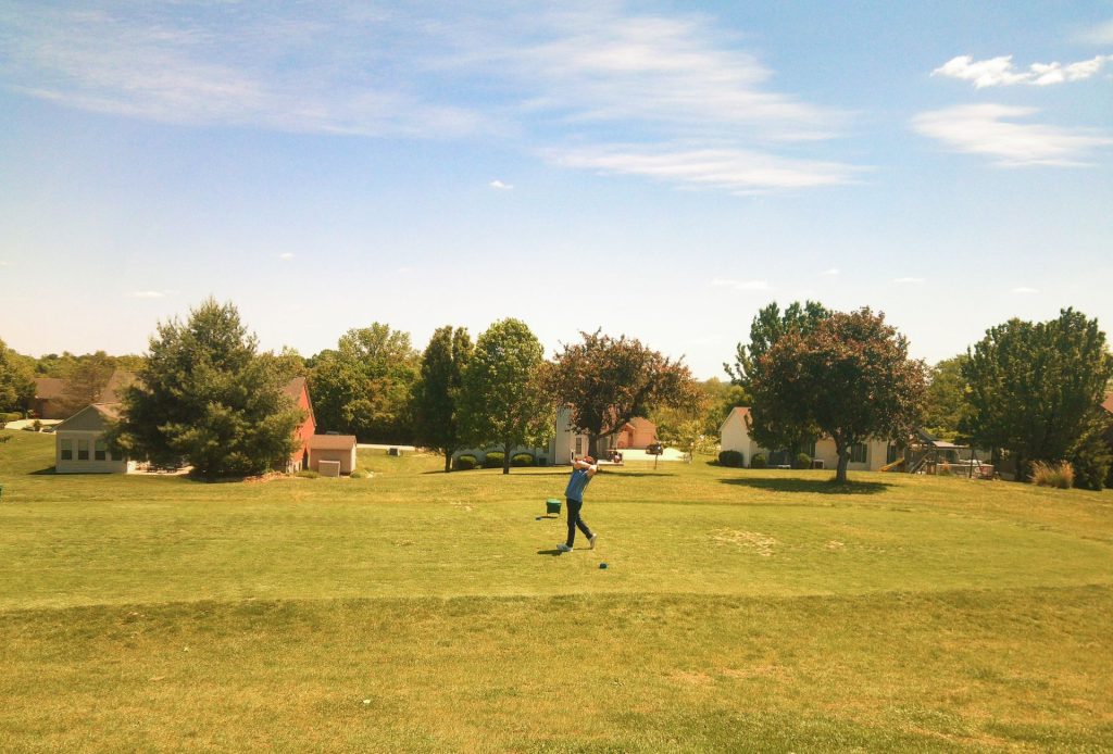 Golf Fitness Gym – golfer swing