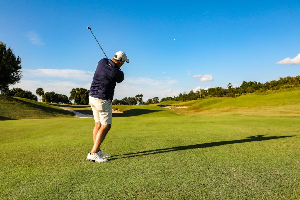 Golf Fitness Gym – golfer swing