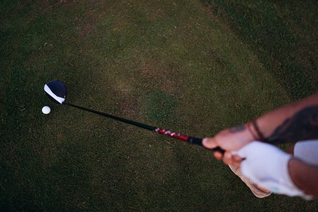 Golf Fitness Gym – golfer swing