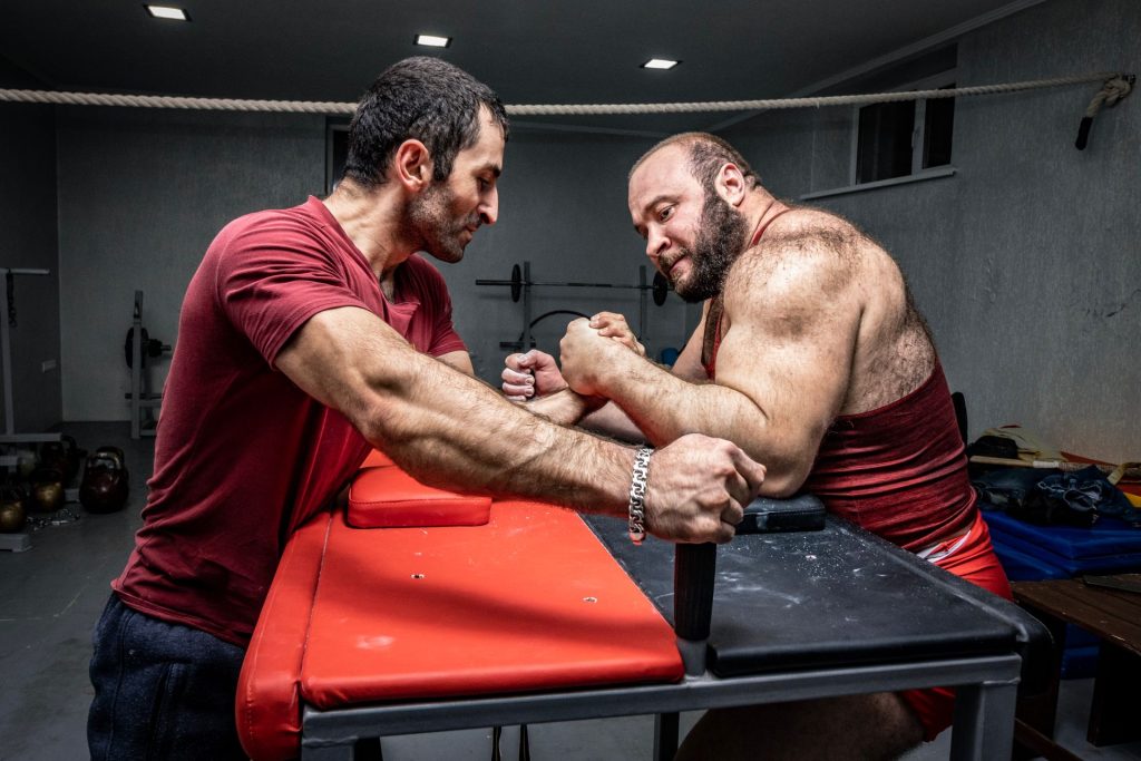 Grip & Arm Wrestling Gym – arm wrestling match