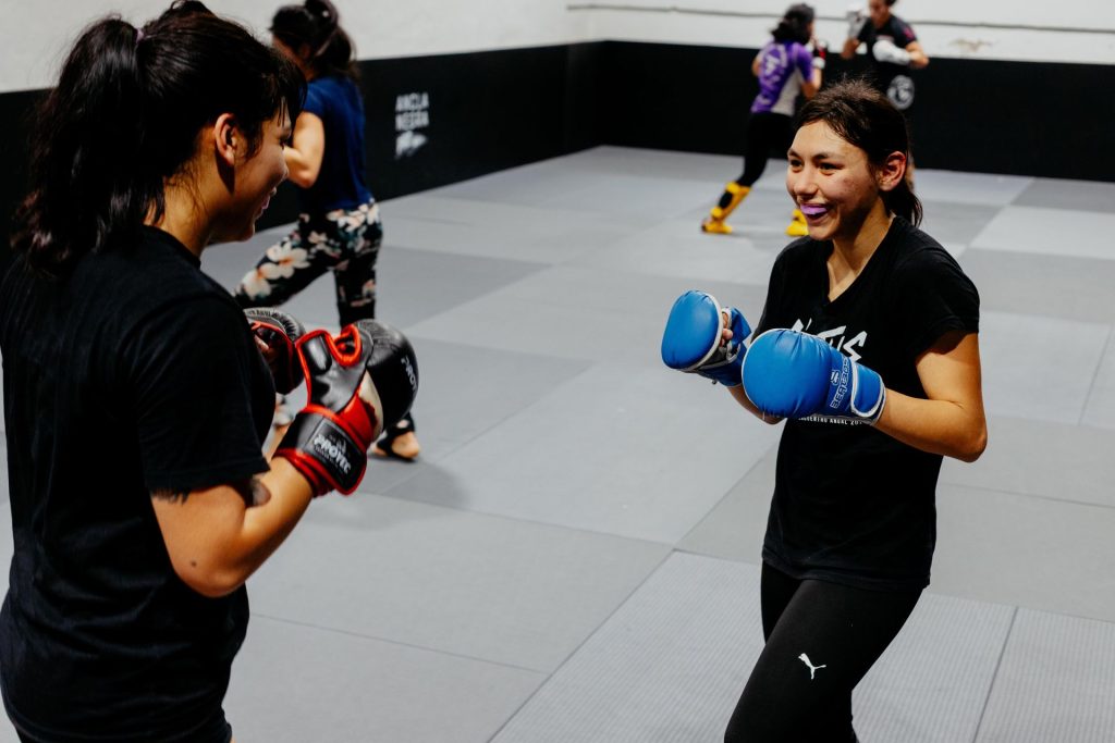 Kickboxing Fitness Studio – kickboxing fitness class