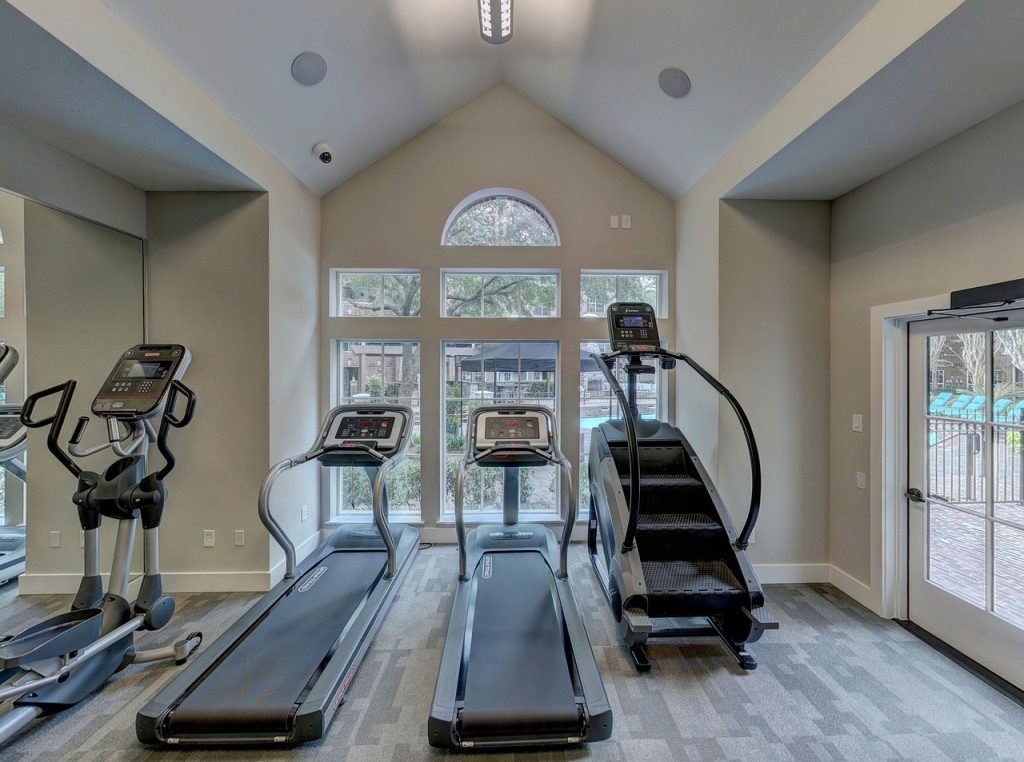 Lagree Studio – reformer machine workout