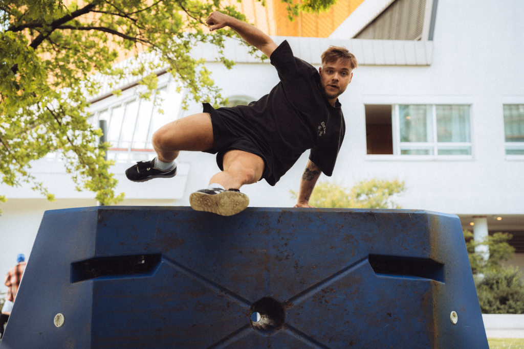 Parkour Gym – parkour athlete jump