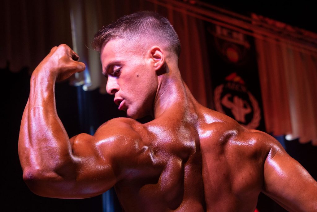 Physique Competition Prep Gym – bodybuilding stage pose
