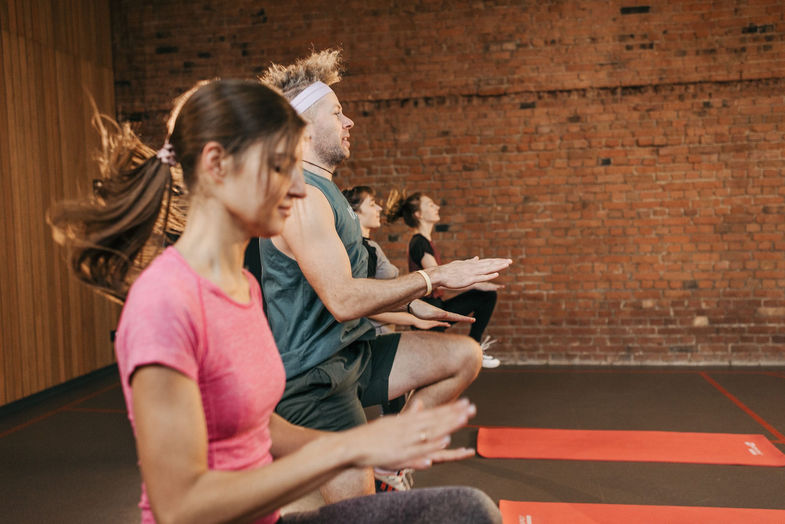Train Together Without Being Forced Into the Same Pace.