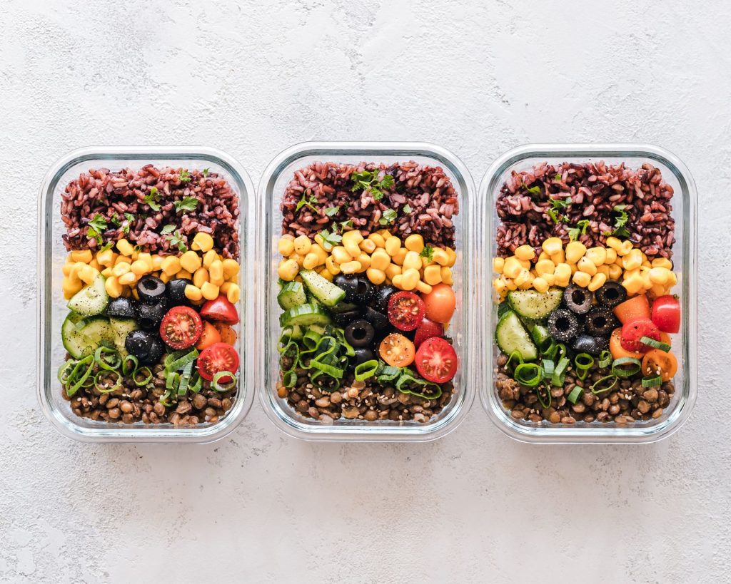 Balanced meal prep containers for a weekly plan