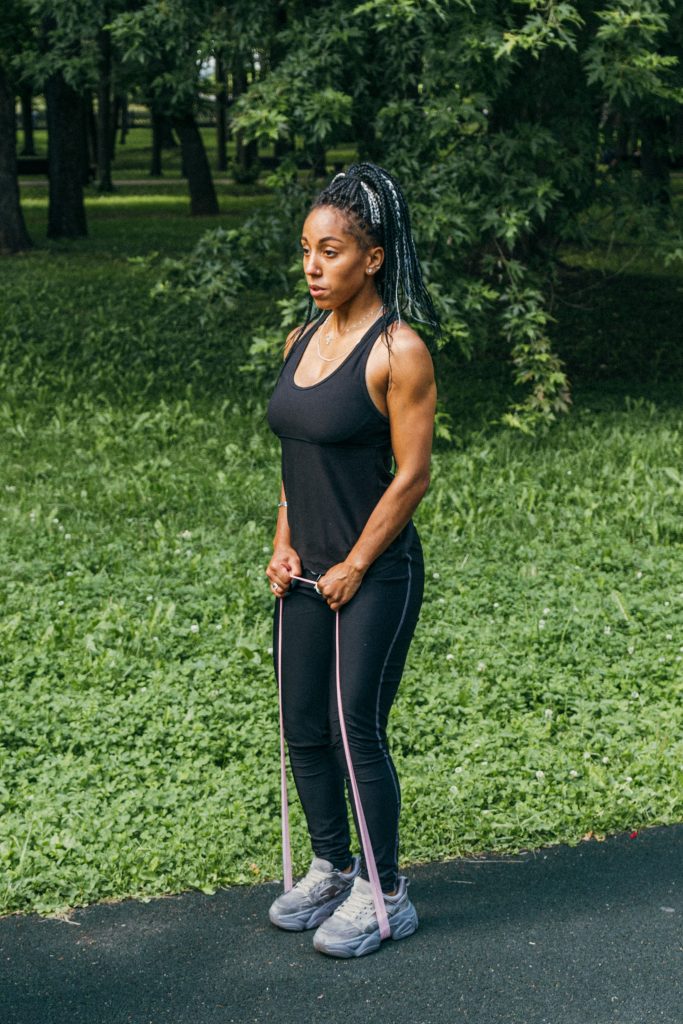 Outdoor bootcamp group fitness training 6