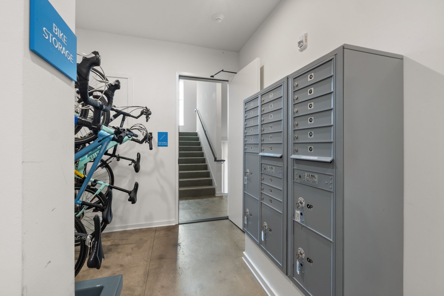 Apartment & Residential Gym Home 1 Slide 1