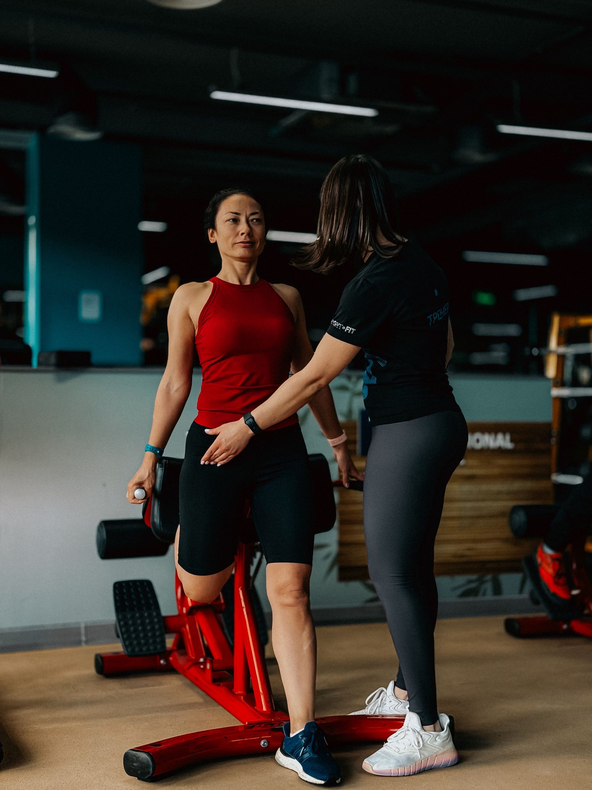 Coach-led outdoor conditioning workout