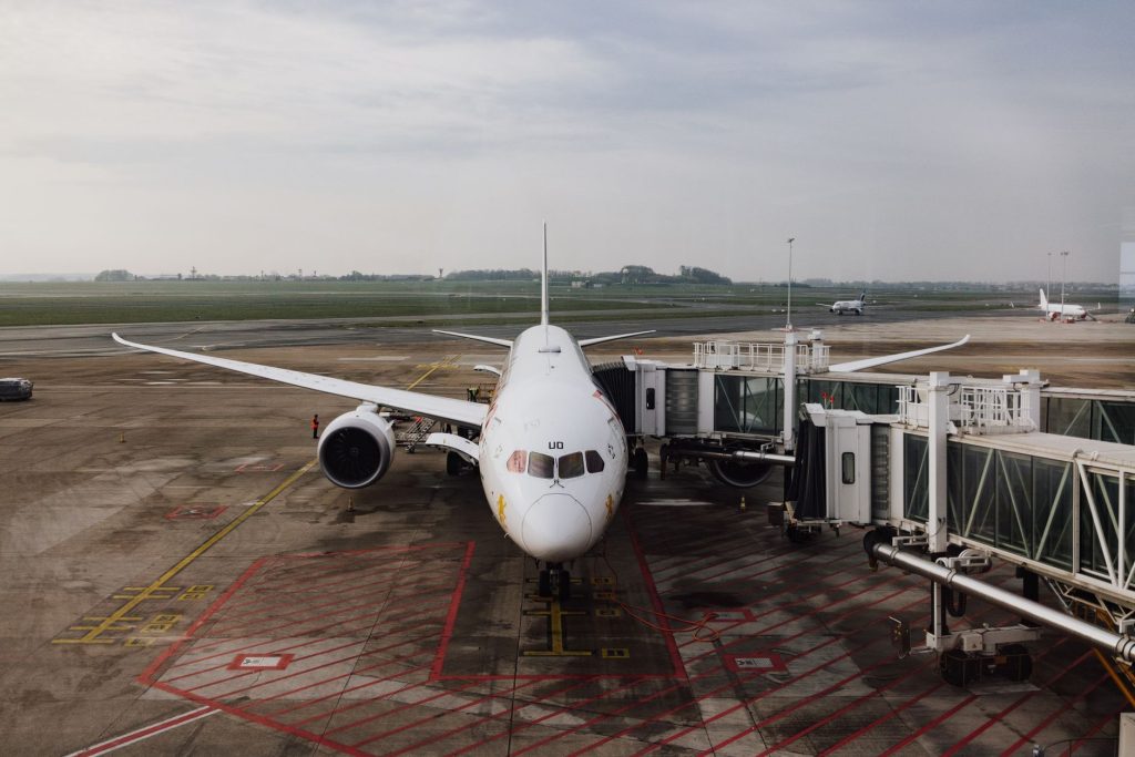 Air Travel & Airline Booking