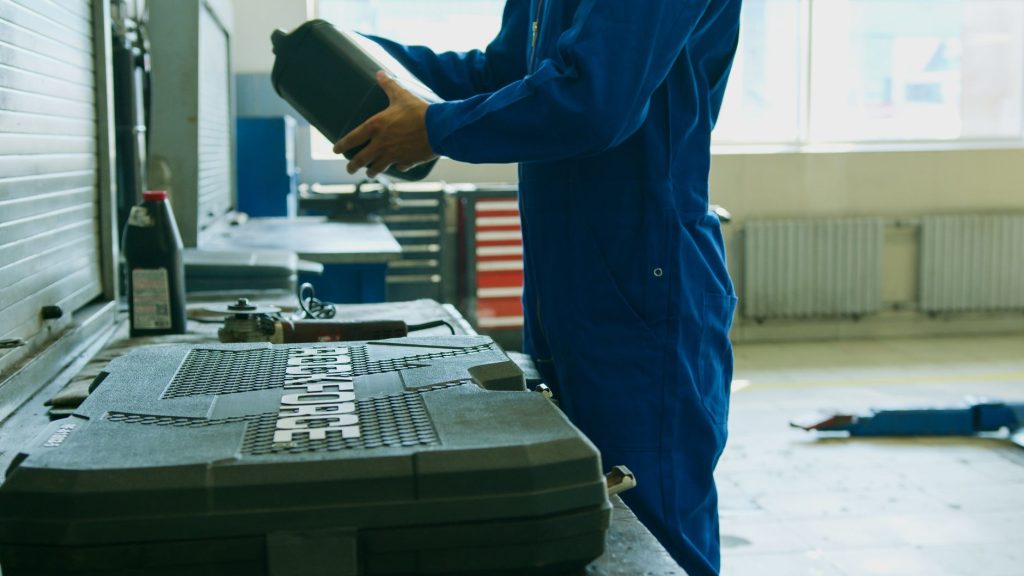 Car Oil Change & Maintenance