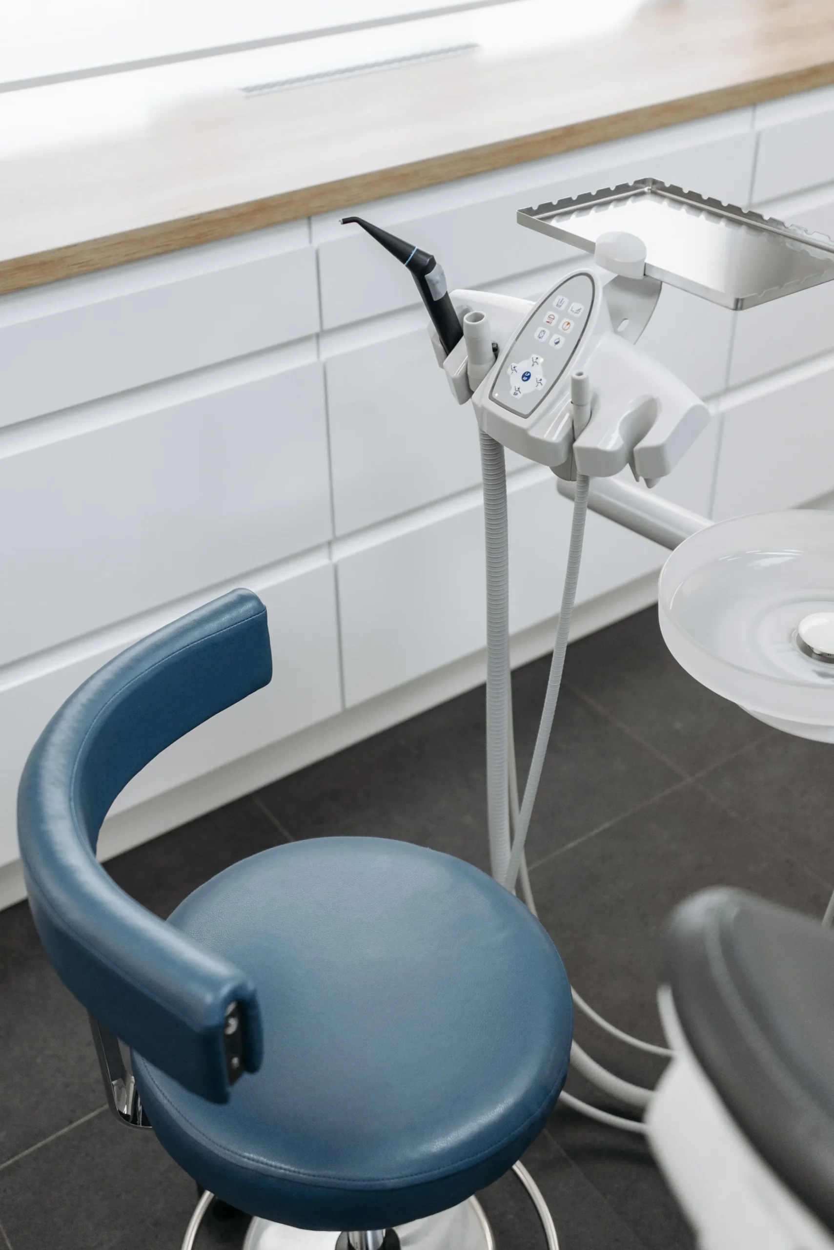 Modern Dental Clinic