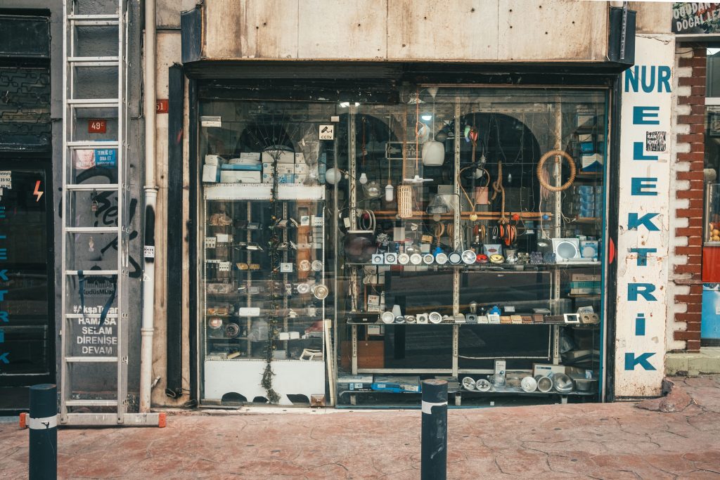 Electronics Superstore