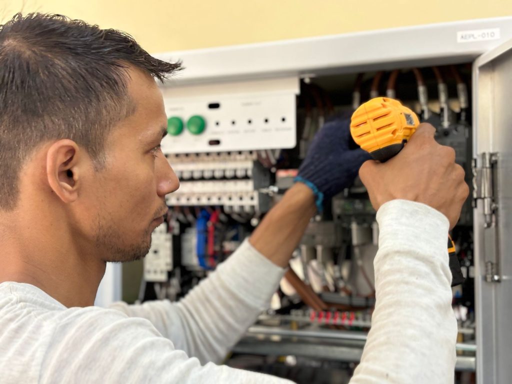 Electrical Tools & Equipment