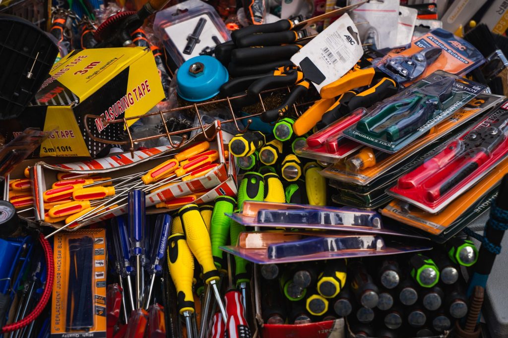 Hardware & Tools Store
