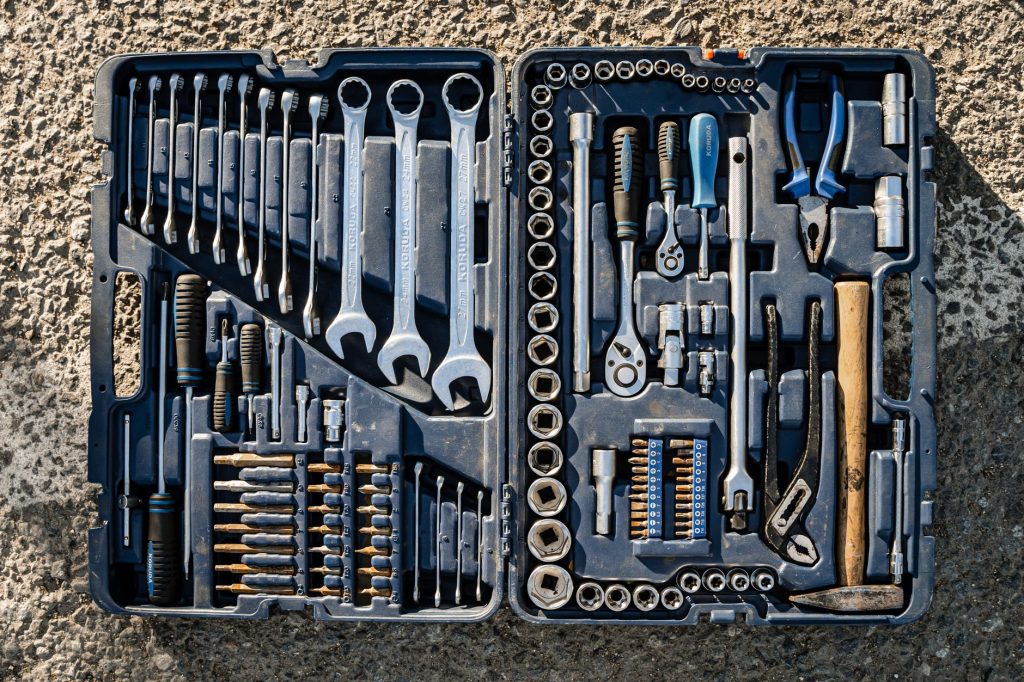 Hardware & Tools Store