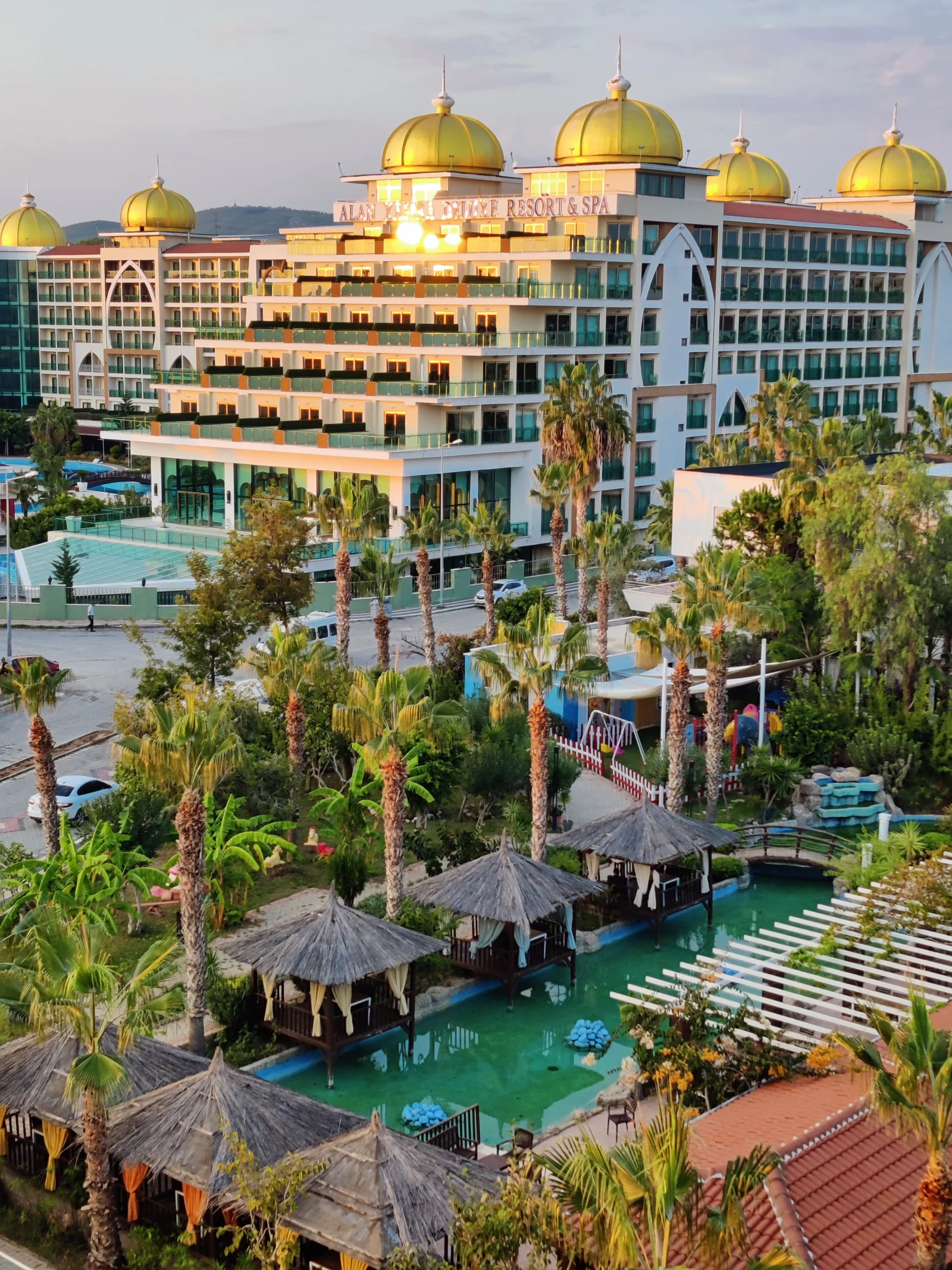Nexolume Hotel & Resort