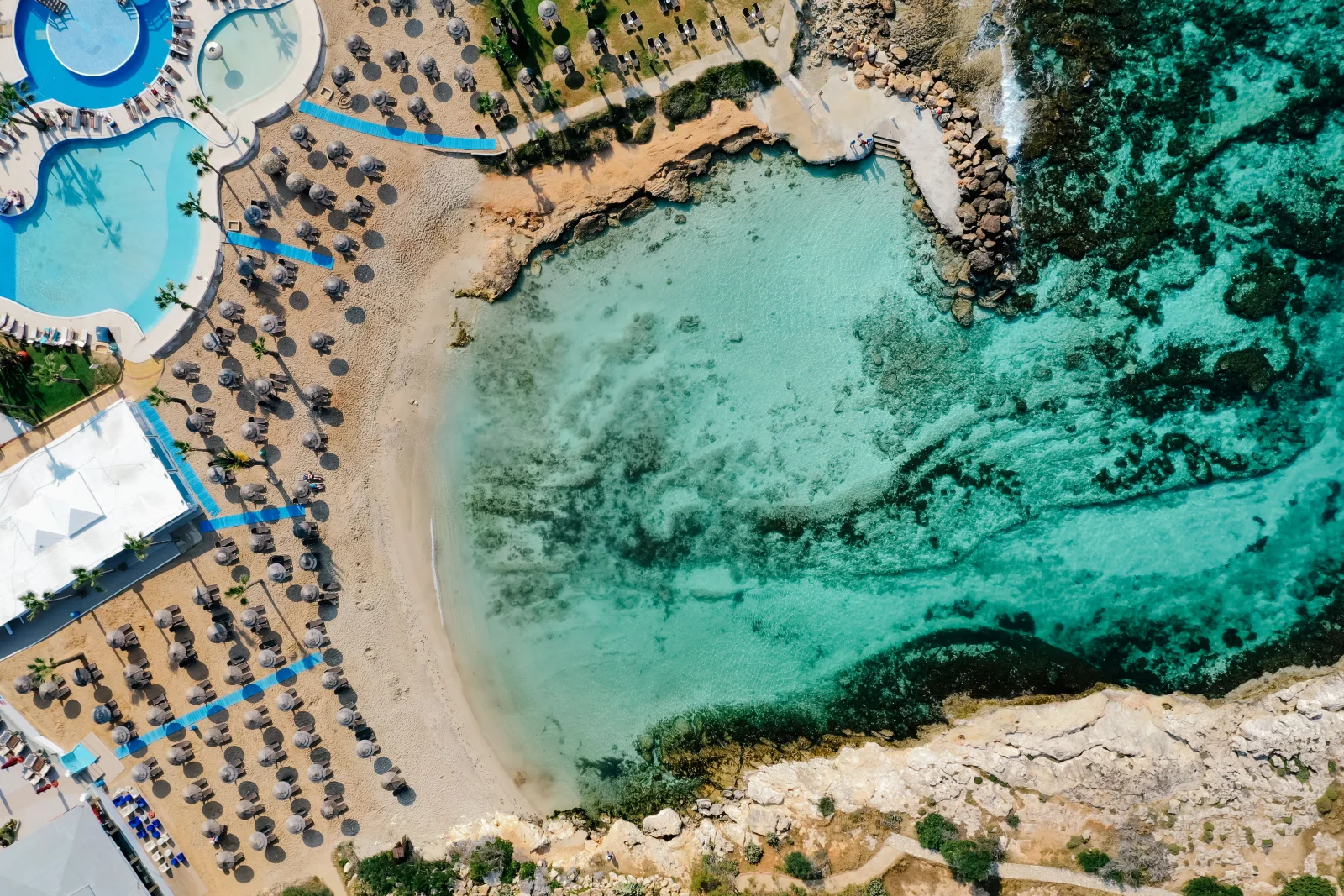 Nexolume Hotel & Resort