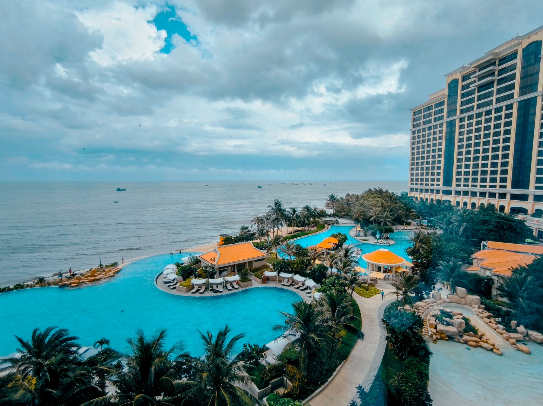 Wellness, water and destination time.