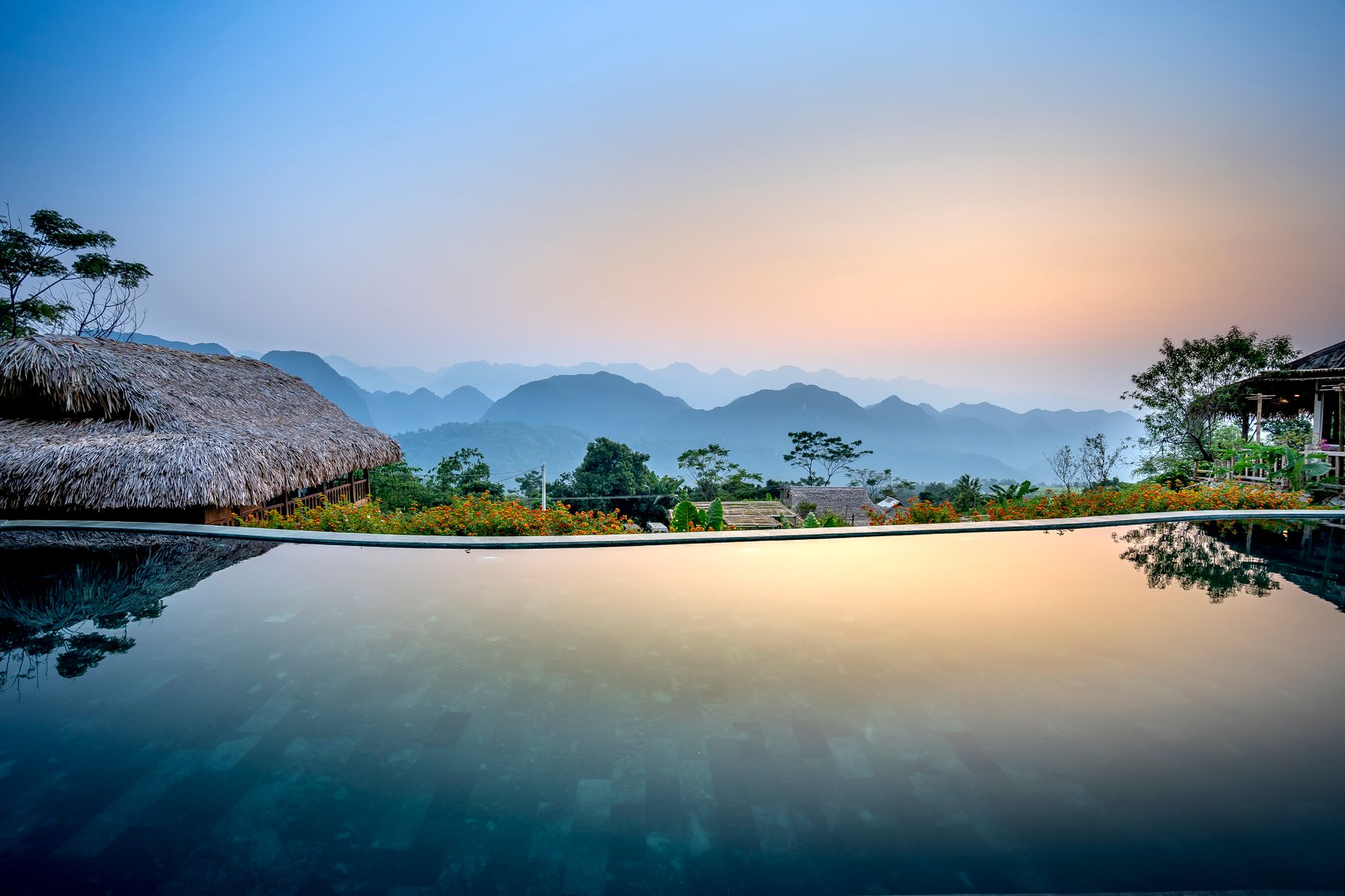 Nexolume Hotel & Resort