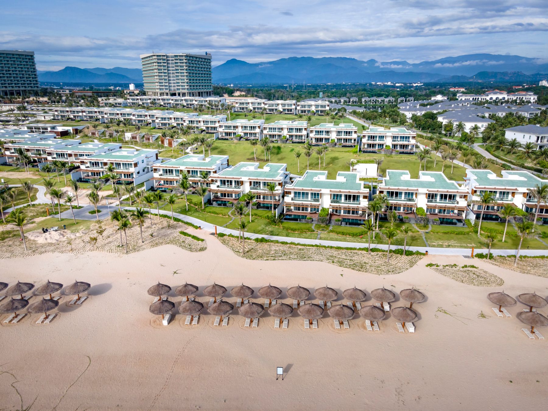 Nexolume Hotel & Resort