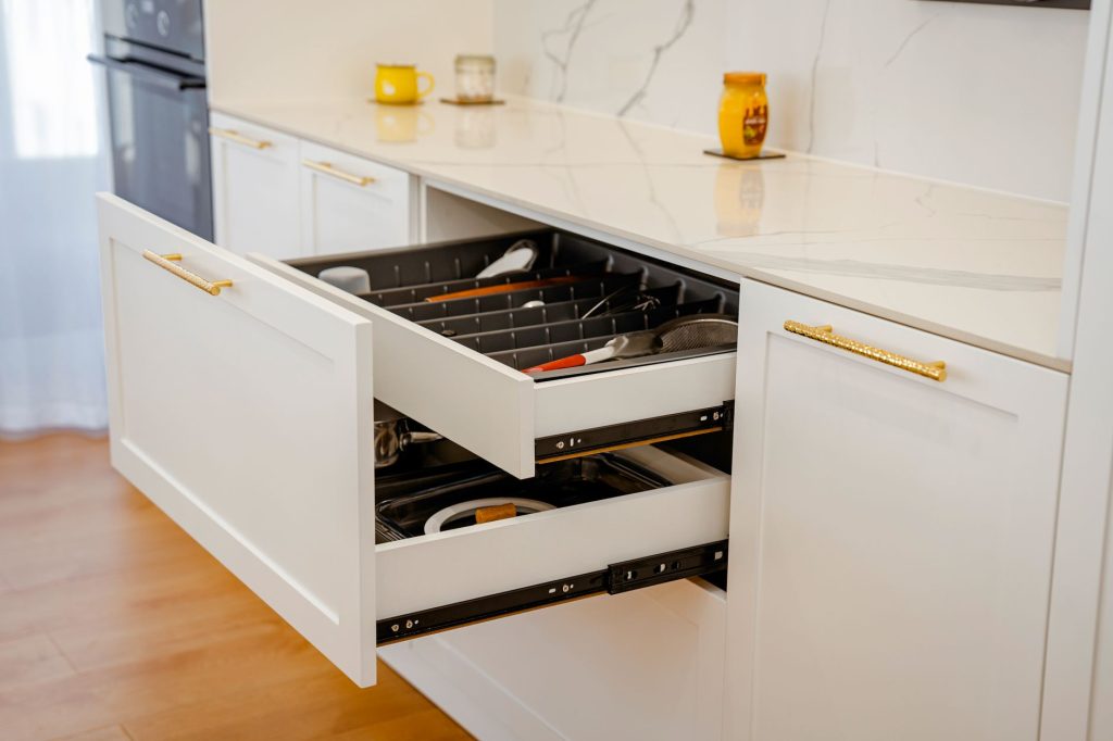 Premium Kitchen Utensils & Cookware