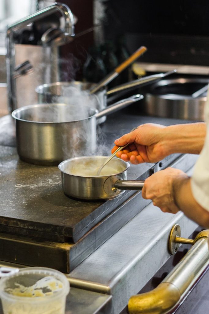Kitchen Utensils & Cookware