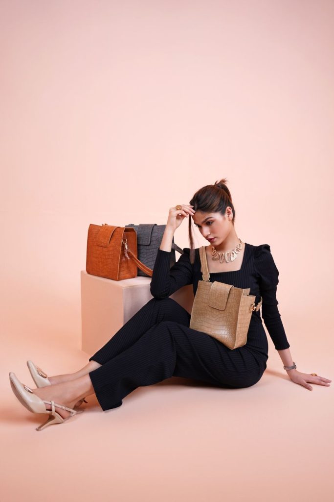 Ladies Bags & Handbags Store