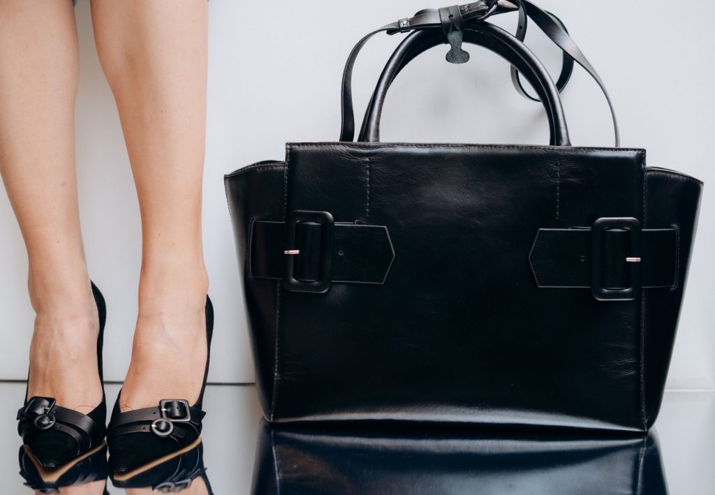 Real-world Ladies Bags & Handbags Store