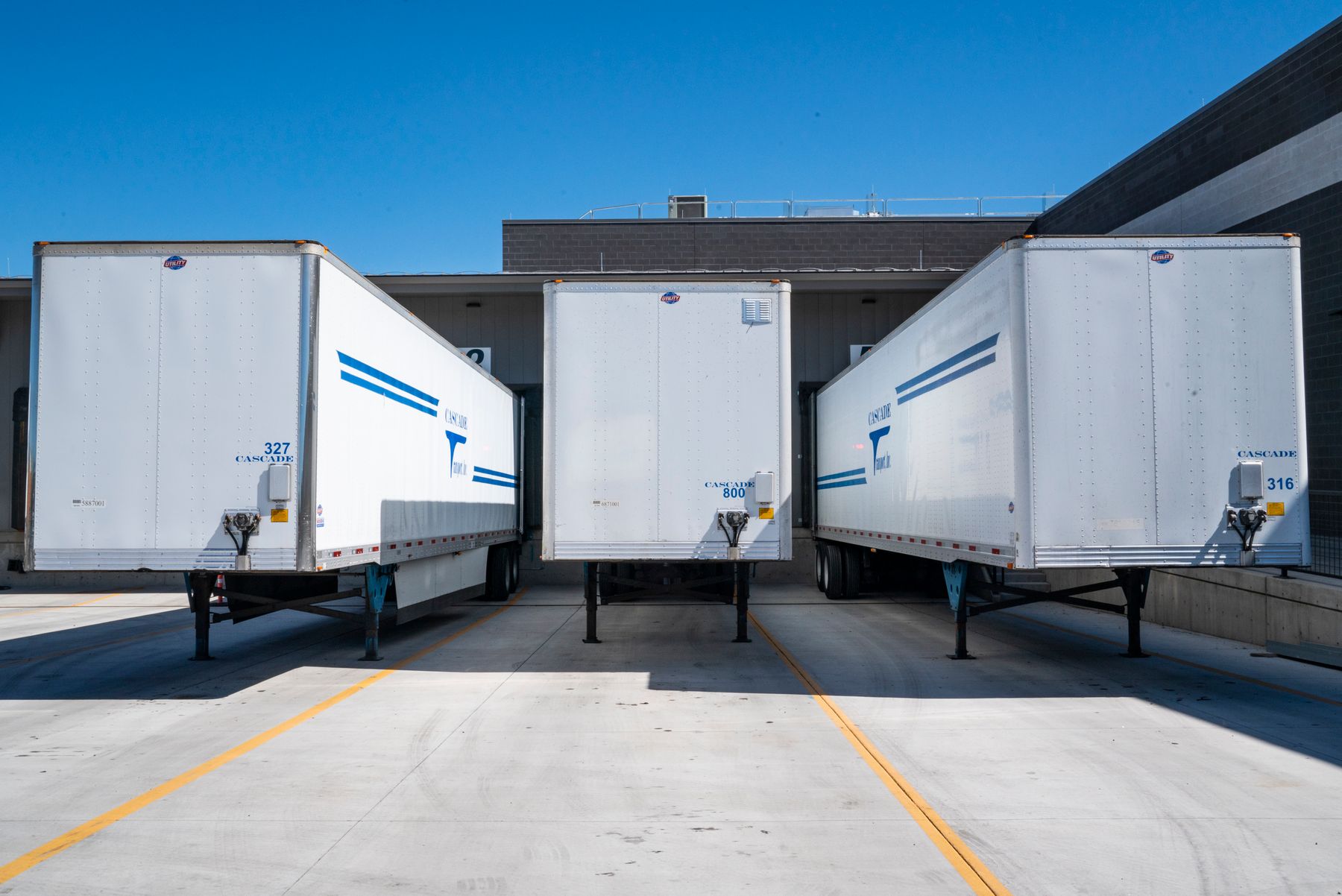 Warehousing feature