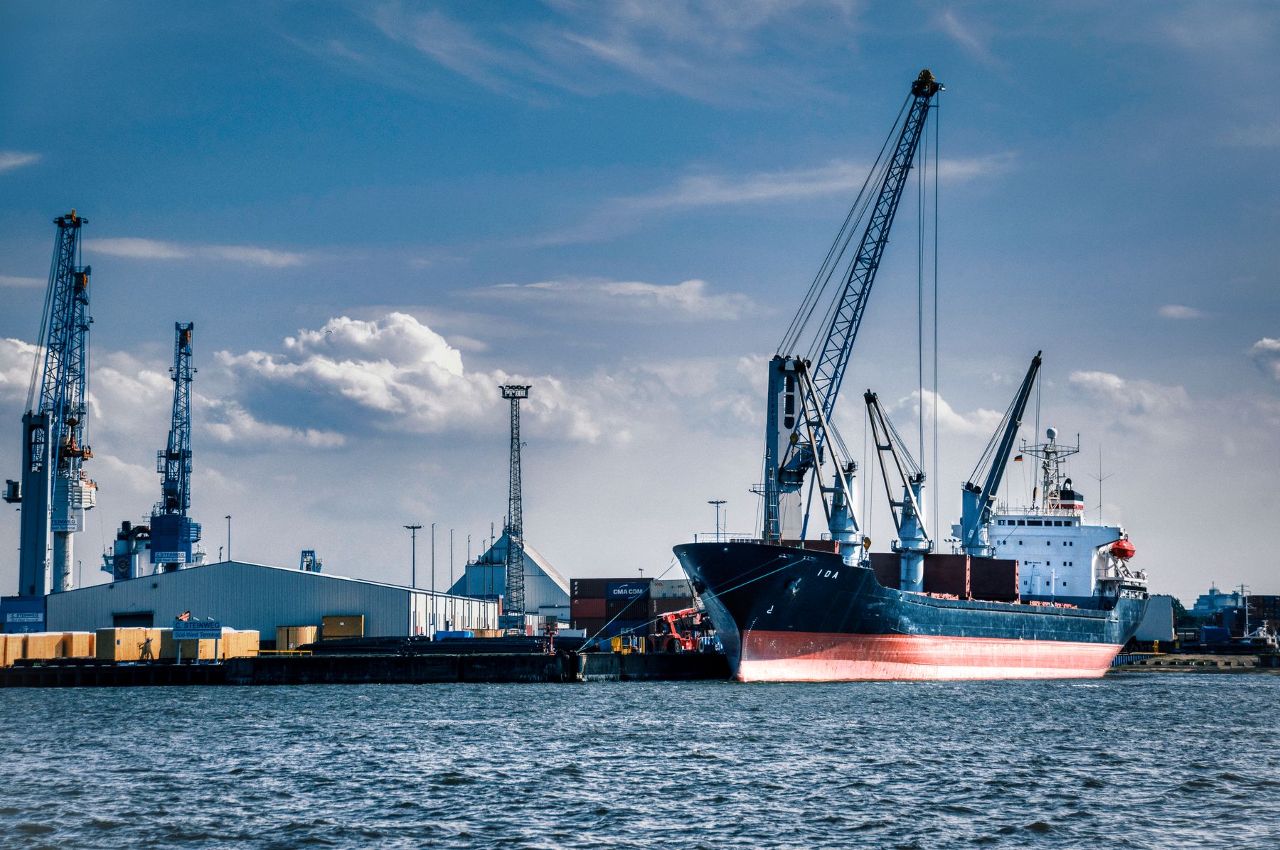 Global freight network