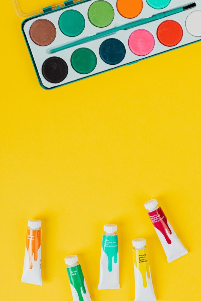 Paints & Decorating Store