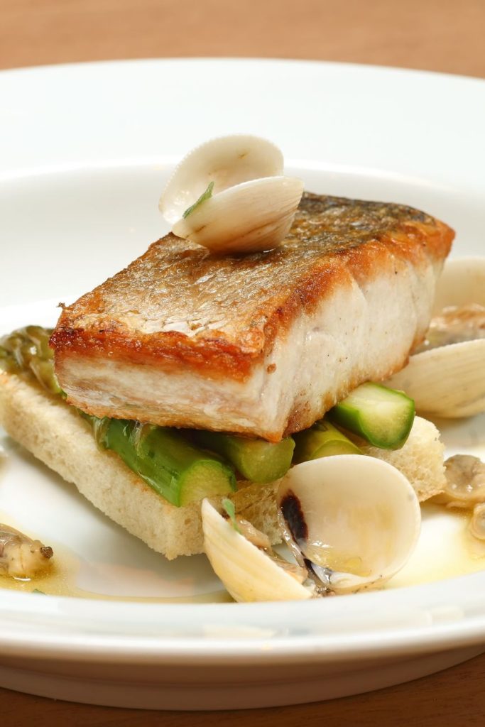 Seafood & Sushi Restaurant