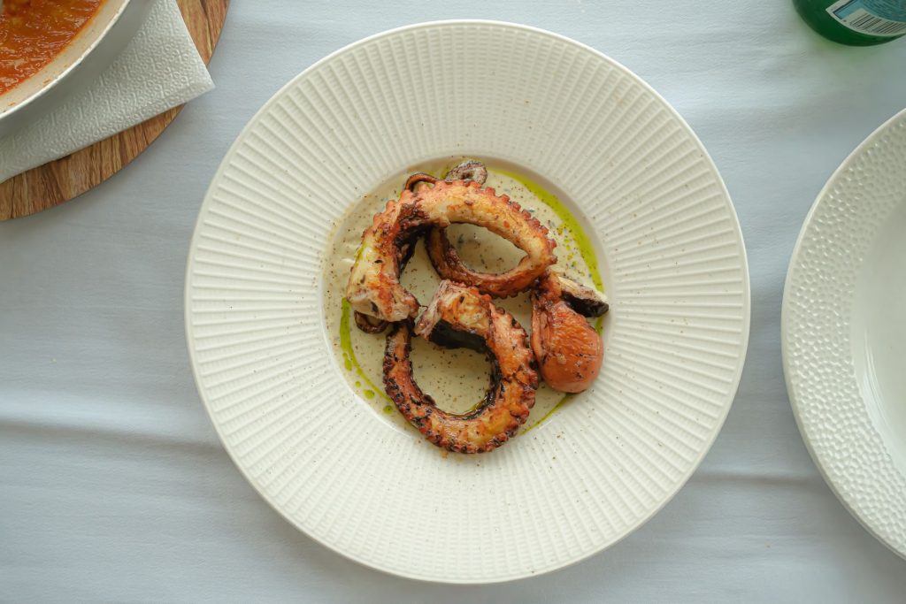 Seafood & Sushi Restaurant