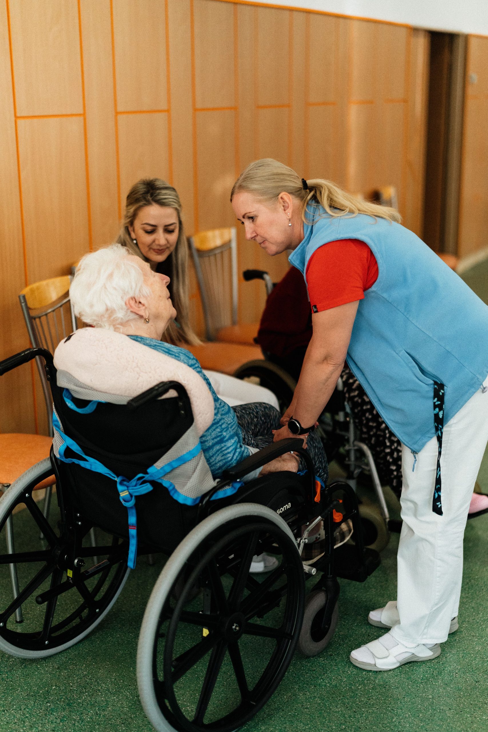 Care that feels personal, calm and dignified
